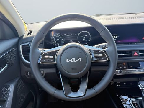 New 2026 Kia Seltos EX w/ EX Sunroof Package image 12