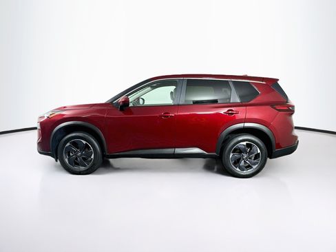 Used 2025 Nissan Rogue SV FWD image 4