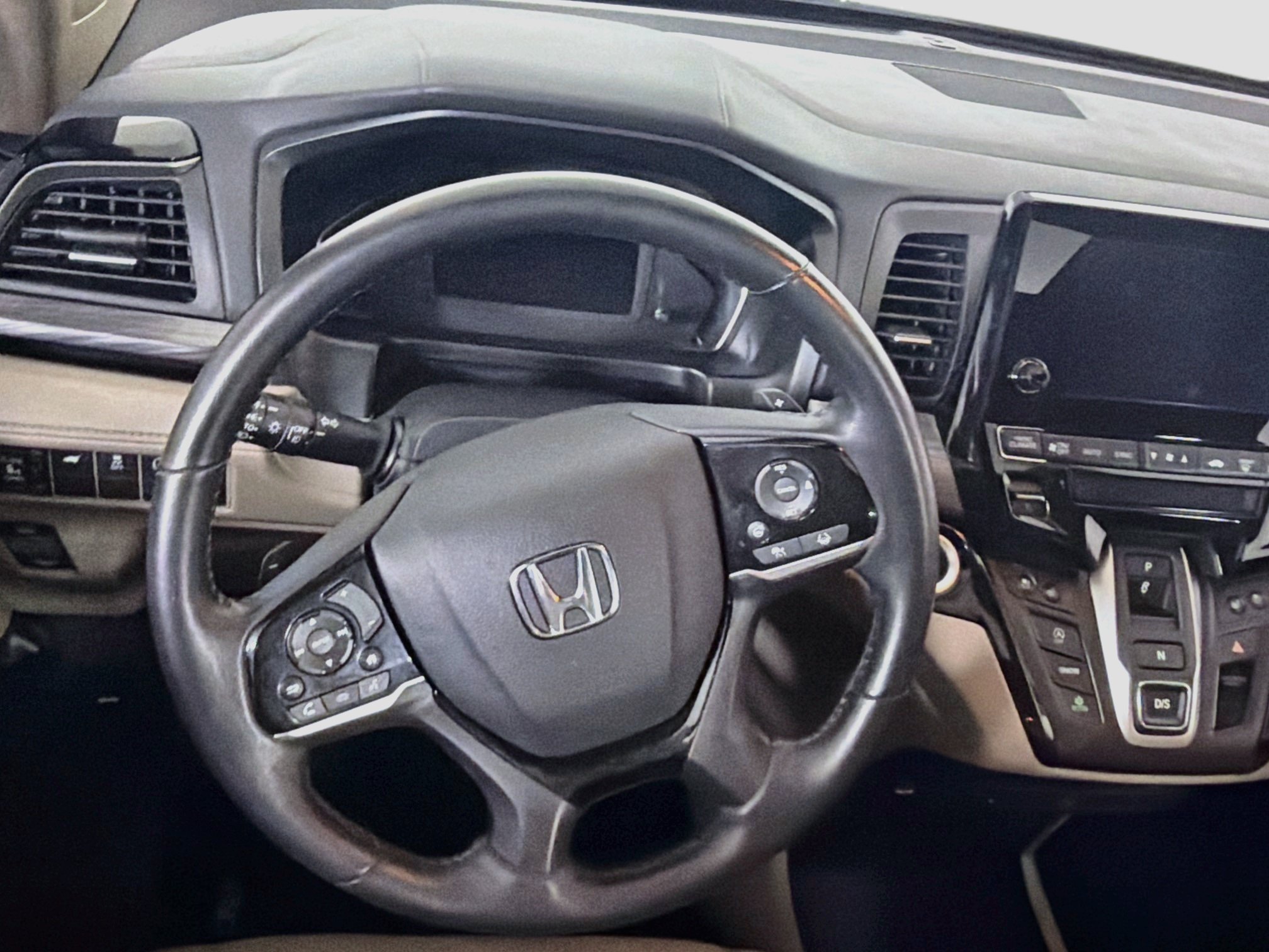 Used 2022 Honda Odyssey Elite image 17