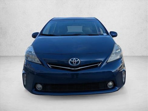 Used 2012 Toyota Prius V Five image 2