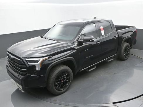 New 2026 Toyota Tundra SR5 AWD/4WD image 30