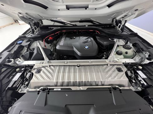 Used 2025 BMW X3 xDrive30i w/ Premium Package image 3