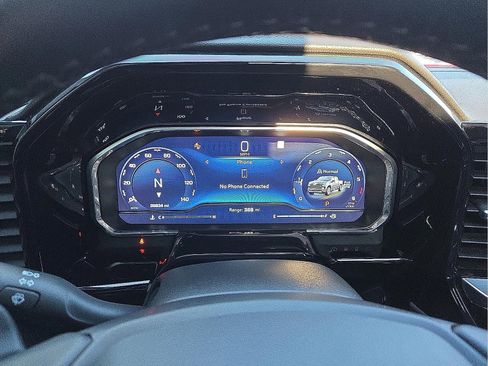 Used 2022 Chevrolet Silverado 1500 High Country w/ High Country Premium Package image 23