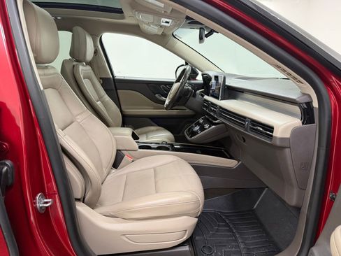 Used 2020 Lincoln Corsair FWD w/ Premium Package image 27