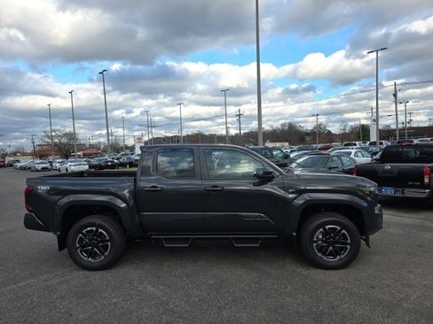 New 2026 Toyota Tacoma TRD Sport image 3
