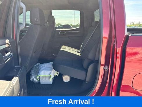 Used 2024 Chevrolet Silverado 1500 LT RWD image 4