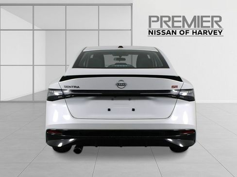 New 2026 Nissan Sentra SR w/ SR Premium Package FWD image 4