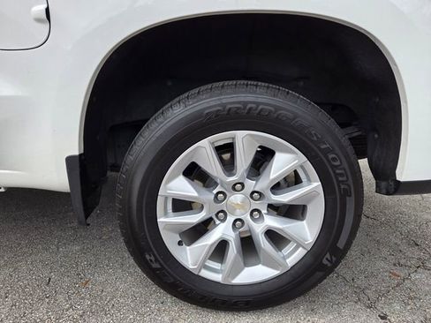 Certified 2023 Chevrolet Silverado 1500 Custom RWD image 17