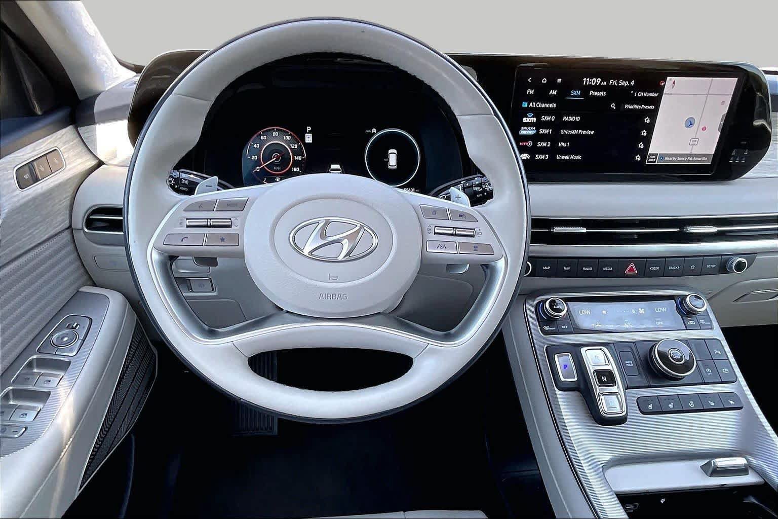 Used 2024 Hyundai Palisade Calligraphy FWD image 6