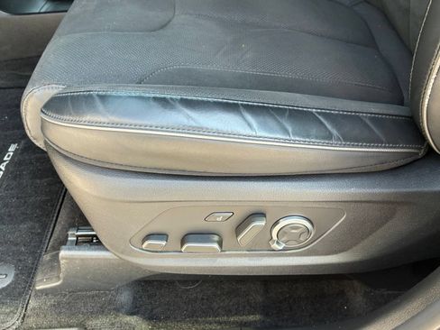 Certified 2024 Hyundai Palisade Calligraphy AWD/4WD image 13