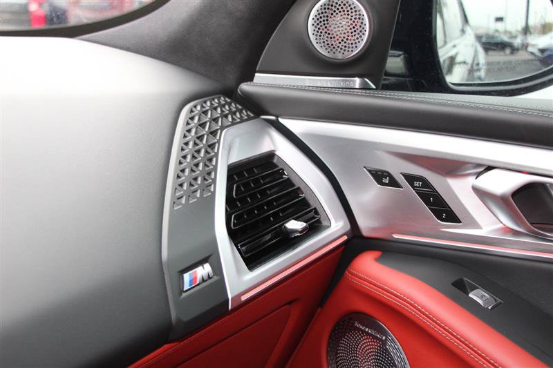 Used 2025 BMW XM AWD/4WD image 40
