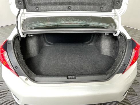 Used 2019 Honda Civic Sport image 27