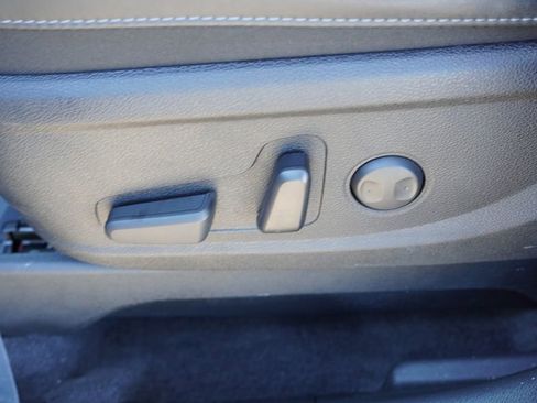 Certified 2022 Kia Telluride S image 23