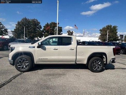 New 2026 GMC Sierra 1500 SLE image 3
