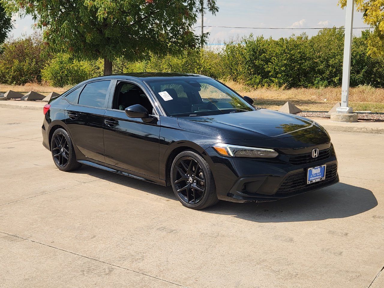 Used 2023 Honda Civic Sport image 1