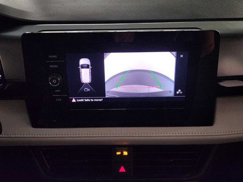 Used 2025 Volkswagen Taos S FWD image 17
