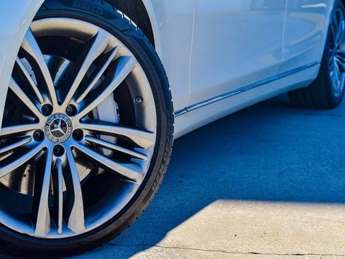 Used 2018 Mercedes-Benz S 560 Sedan image 4