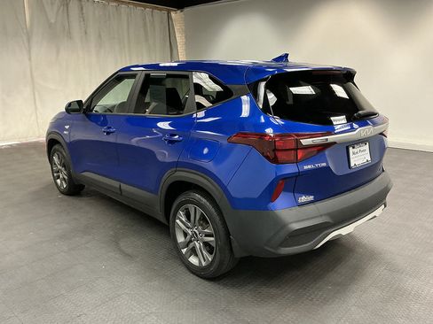 Used 2022 Kia Seltos LX AWD/4WD image 3