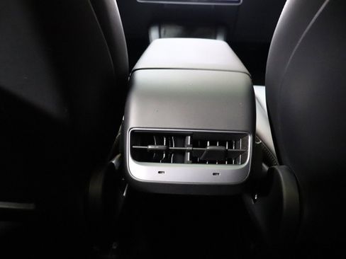 Used 2023 Tesla Model 3 Standard Range RWD image 35