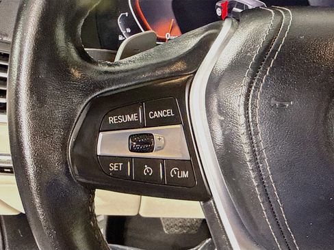 Used 2020 BMW X5 sDrive40i w/ Premium Package RWD image 14