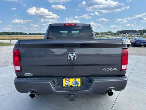 Used 2019 RAM 1500 Express w/ Express Value Package AWD/4WD image 5