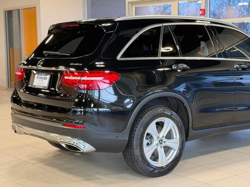 Used 2018 Mercedes-Benz GLC 300 4MATIC image 11