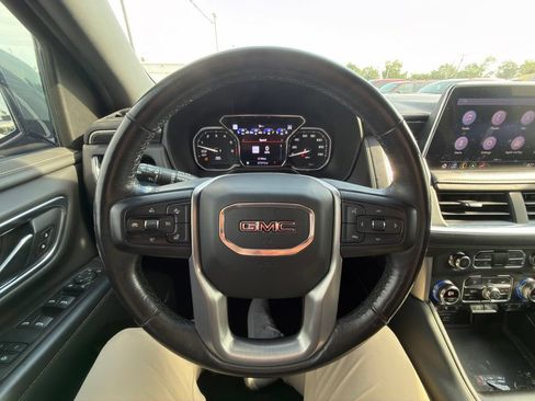 Used 2021 GMC Yukon SLT w/ SLT Luxury Plus Package AWD/4WD image 12