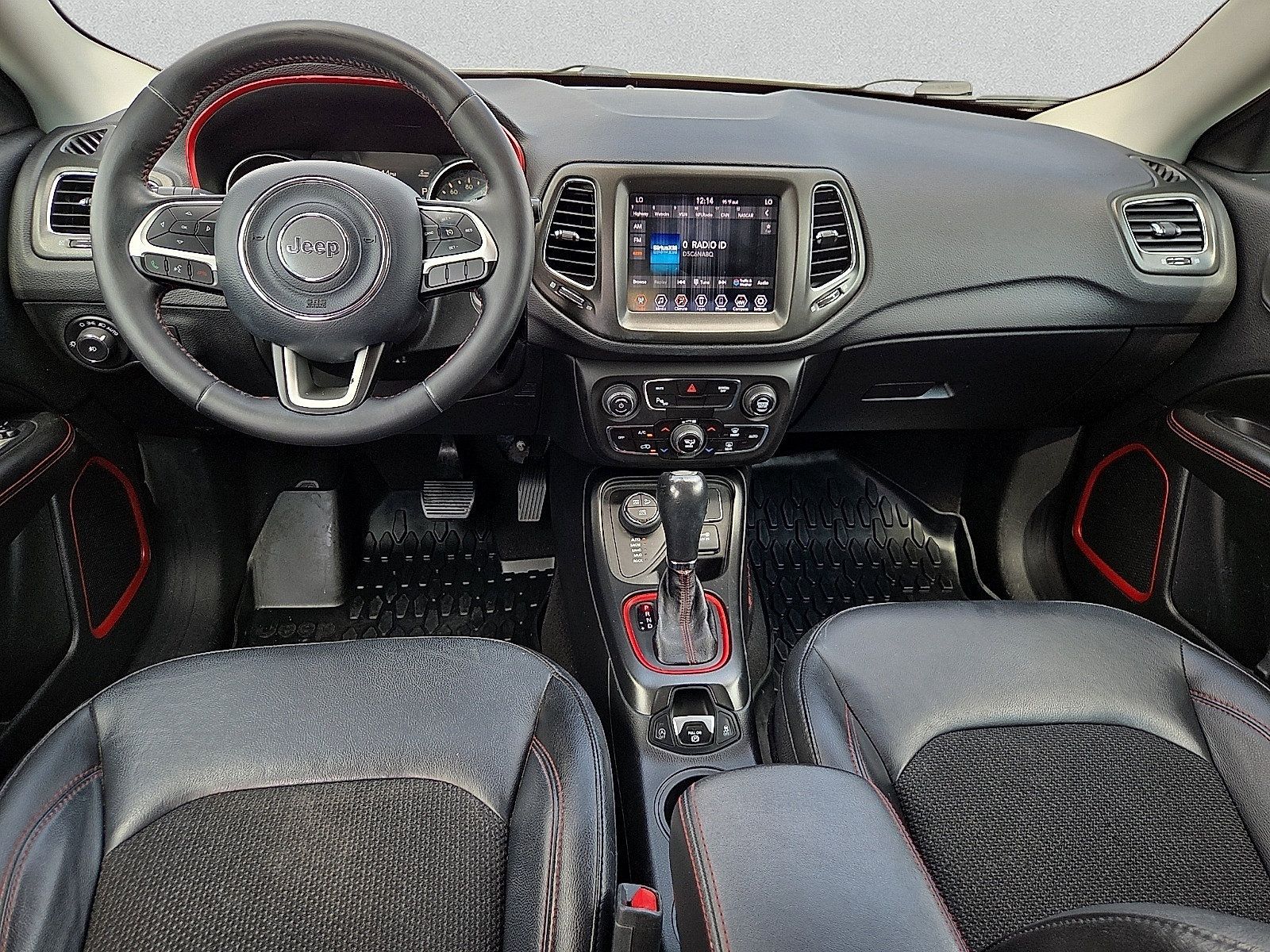 Used 2019 Jeep Compass Trailhawk w/ Safety & Security Group AWD/4WD image 11