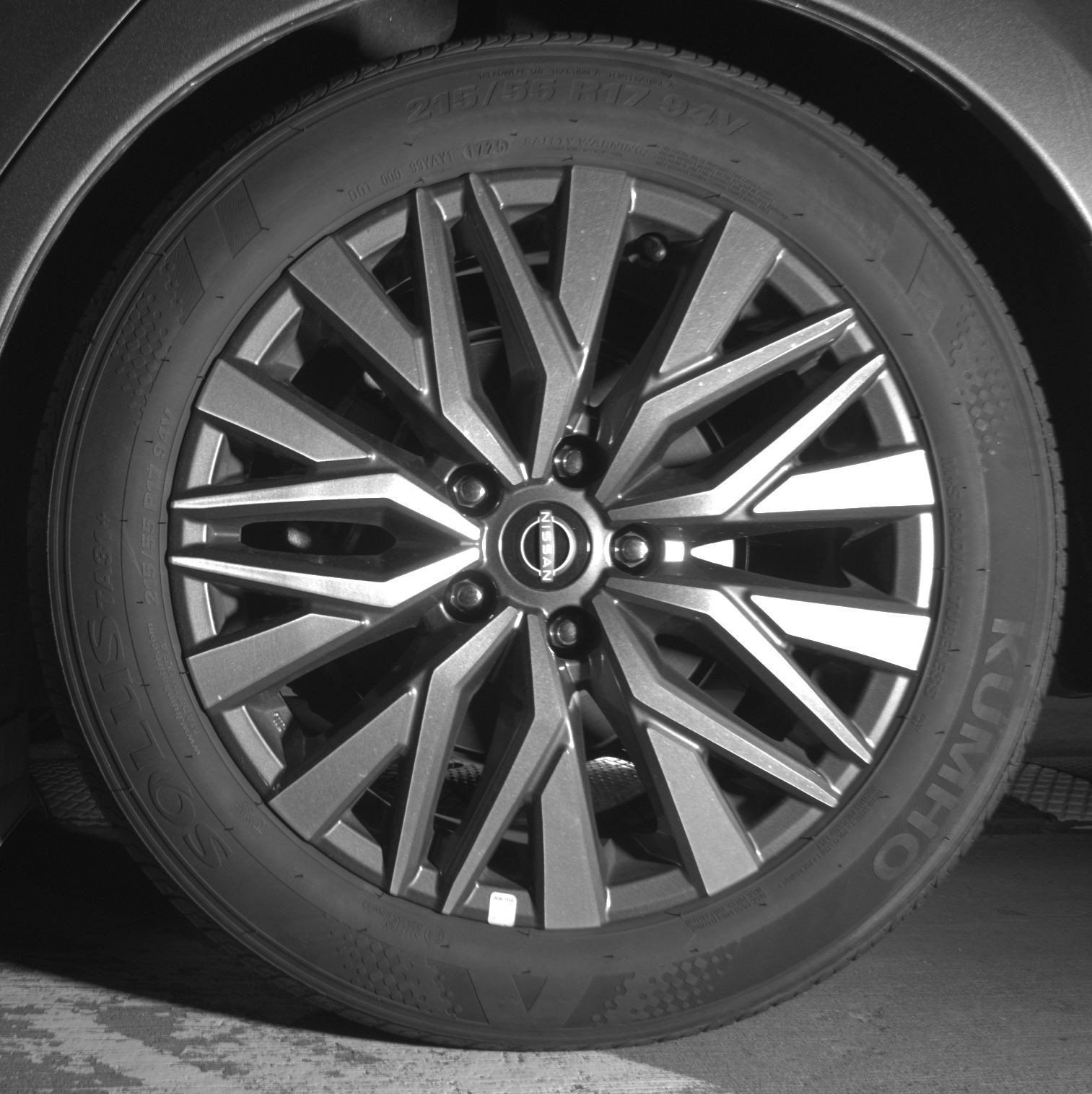 Used 2025 Nissan Altima 2.5 SV FWD image 16