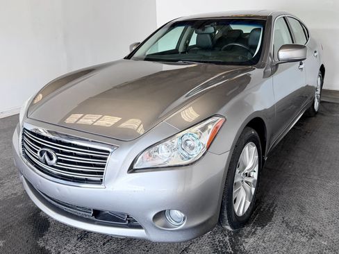 Used 2011 INFINITI M37 x w/ Premium Pkg AWD/4WD image 2