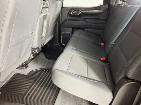 Used 2024 Chevrolet Silverado 1500 LT image 16