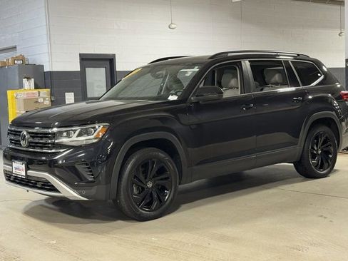 Used 2022 Volkswagen Atlas SE w/ Panoramic Sunroof Package image 29