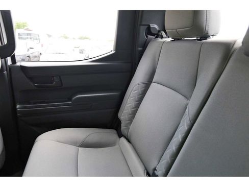 Used 2024 Toyota Tacoma SR5 image 9