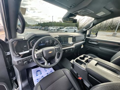 New 2026 Chevrolet Silverado 3500 LT w/ All Star Edition image 43