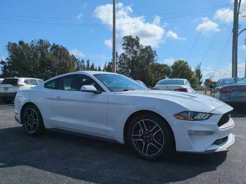 Used 2022 Ford Mustang Premium RWD image 2