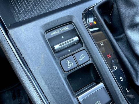 Used 2024 Honda CR-V EX image 36