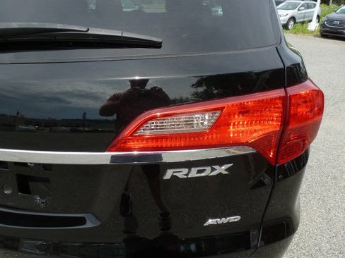 Used 2015 Acura RDX AWD w/ Technology Package image 9