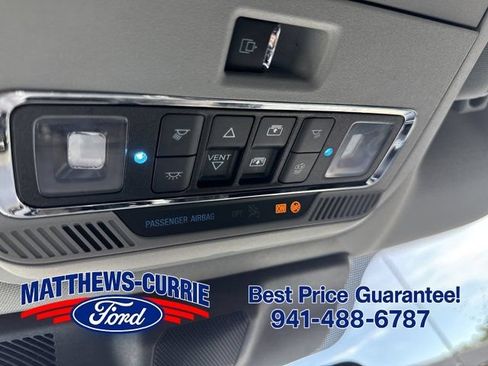 Used 2024 Ford F250 Lariat w/ Lariat Ultimate Package AWD/4WD image 25
