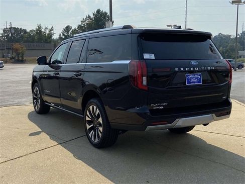 New 2025 Ford Expedition Max Platinum w/ Driver's Package image 5
