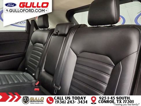 Used 2023 Ford Edge SEL image 13