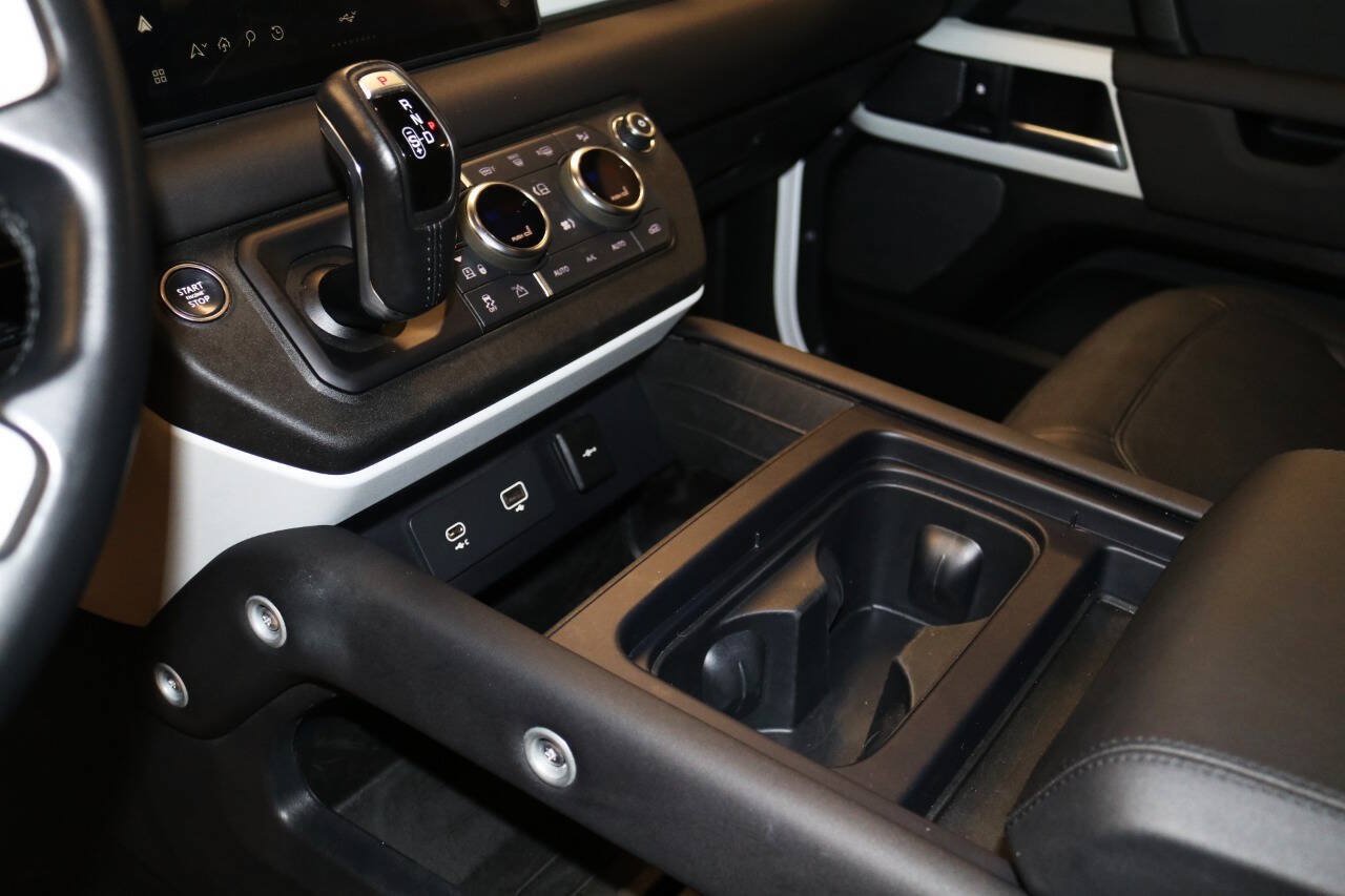 Used 2024 Land Rover Defender 110 S AWD/4WD image 49