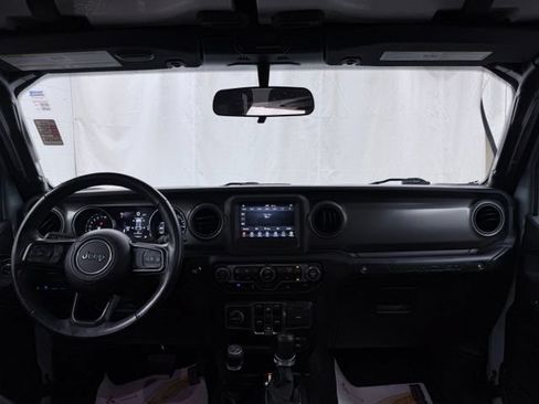 Used 2023 Jeep Wrangler Unlimited w/ Cold Weather Group AWD/4WD image 30