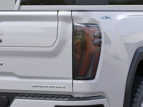 Used 2024 GMC Sierra 2500 Denali Ultimate w/ Max Trailering Package AWD/4WD image 11