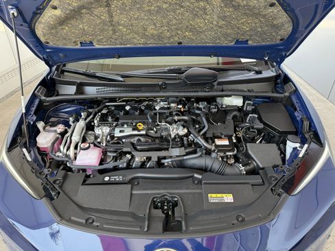 Certified 2025 Toyota Prius Plug-In Hybrid image 35