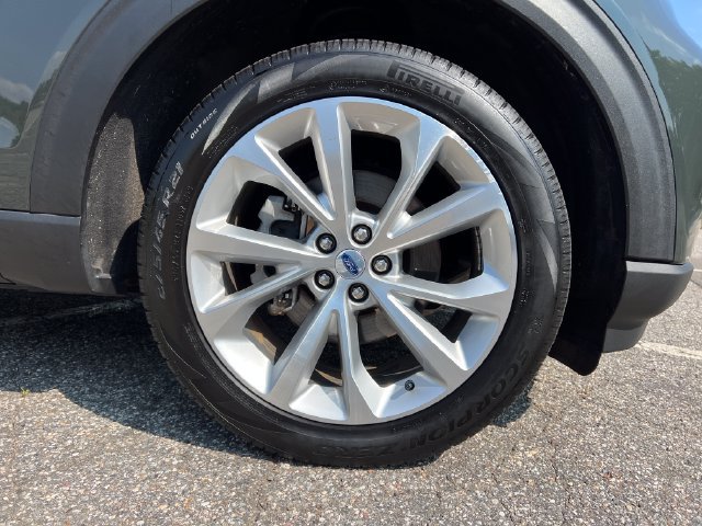 Certified 2023 Ford Explorer Platinum w/ Technology Package AWD/4WD image 14