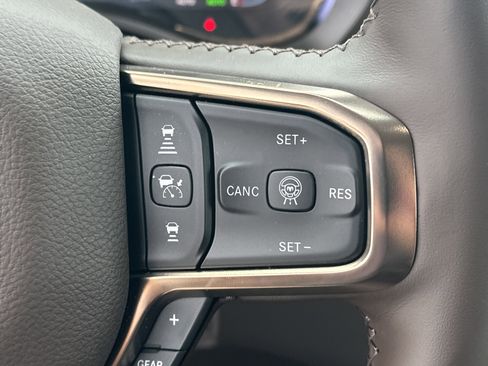 New 2026 RAM 1500 Limited w/ Trailer Tow Group image 20