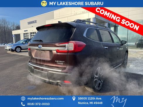 Used 2024 Subaru Ascent Touring image 8