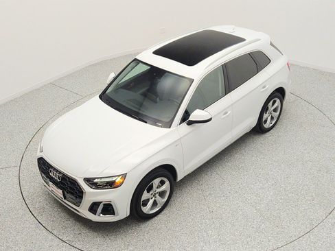 Used 2025 Audi Q5 2.0T Premium Plus w/ Premium Plus Package AWD/4WD image 22