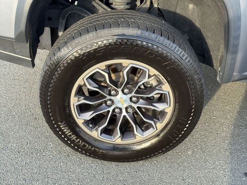 Used 2021 Chevrolet Colorado ZR2 AWD/4WD image 11