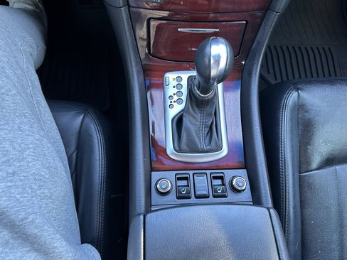 Used 2016 INFINITI QX50 2WD w/ Deluxe Touring Package image 12